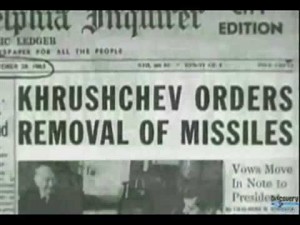 Newspaper headline announcing the withdrawal of the missiles