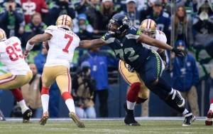 Michael Bennett chasing down Kaepernik