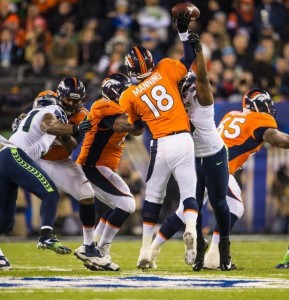 Cliff Avril bringing the heat on Peyton Manning