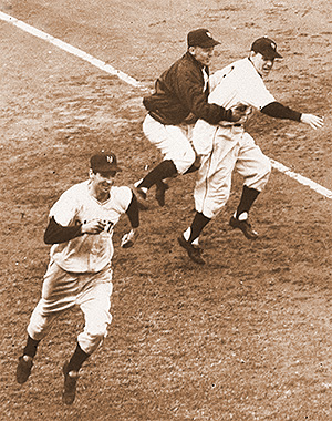 The shot heard 'round Wisconsin: Hank Aaron's 1957 pennant-winning home run